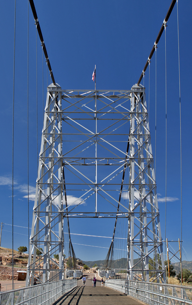 Crossing bridge, heading south (wood 