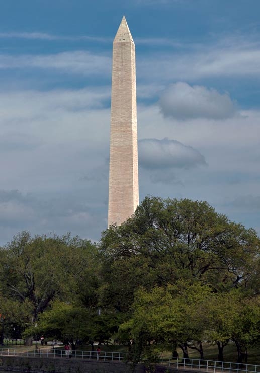 Washington Moument, looking north