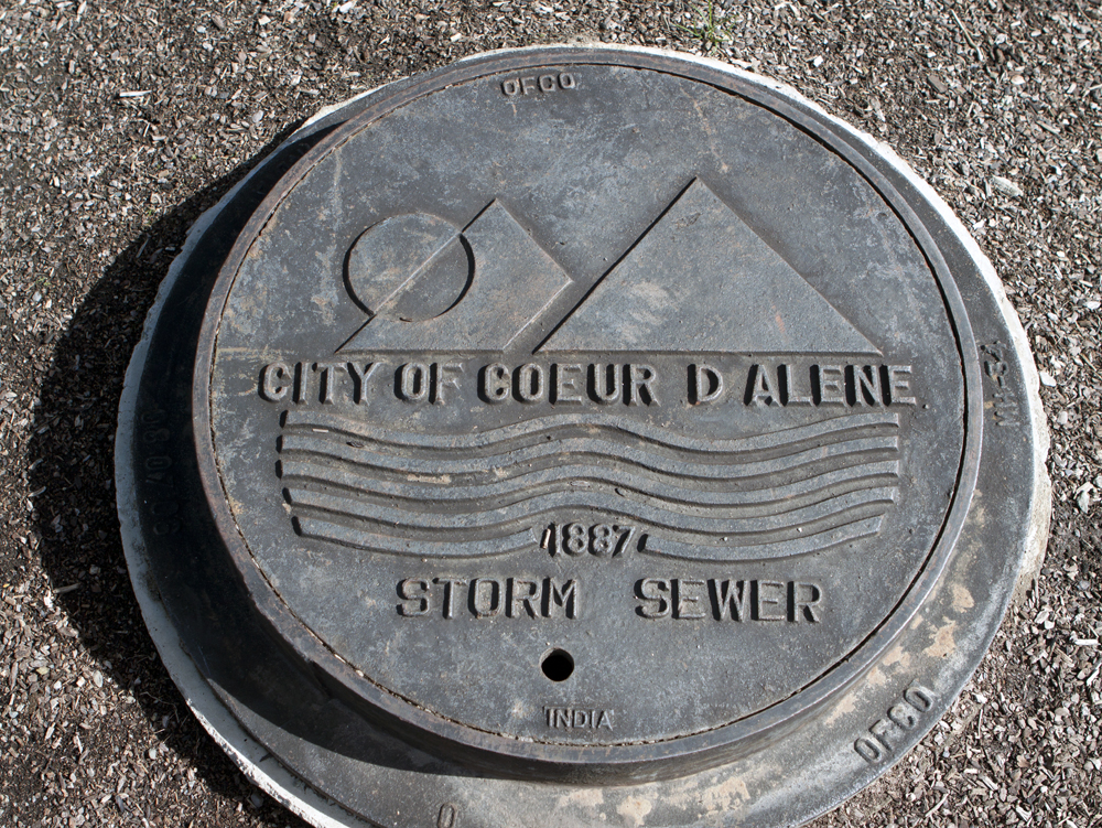 Manhole cover, Coeur d