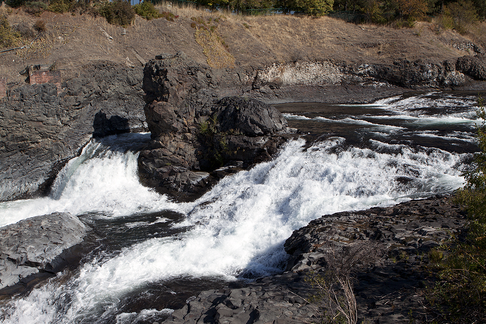 Upper falls, Spokane River, WA