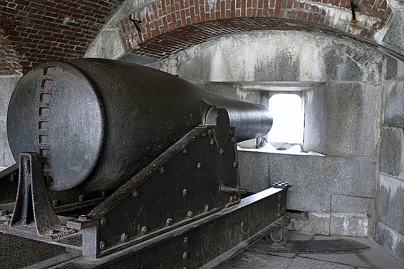 Gun pointing east toward Penopscot River