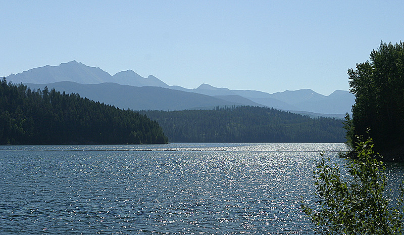 Hungry Horse Resevoir and Mountains