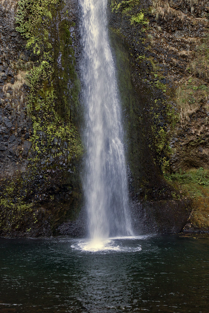 Horsetail Falls - base