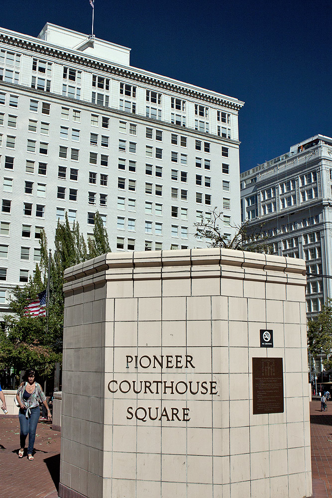 Pioneer Courthouse Square, Portland, OR