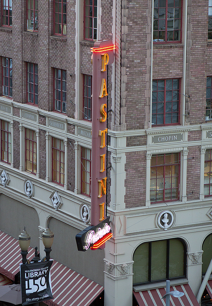 Old symphony building? See the names on the facade