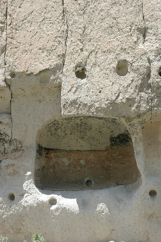 Cliff Dwellings, Wall Paintings