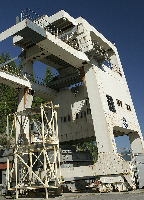 Railed Crane